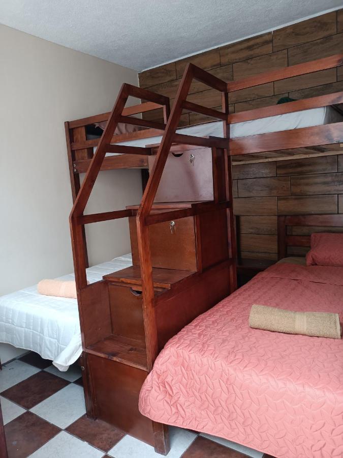 Budget Hostel Guatemala Екстериор снимка