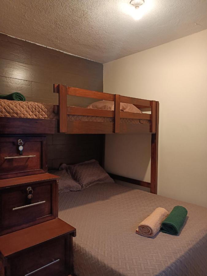 Budget Hostel Guatemala Екстериор снимка