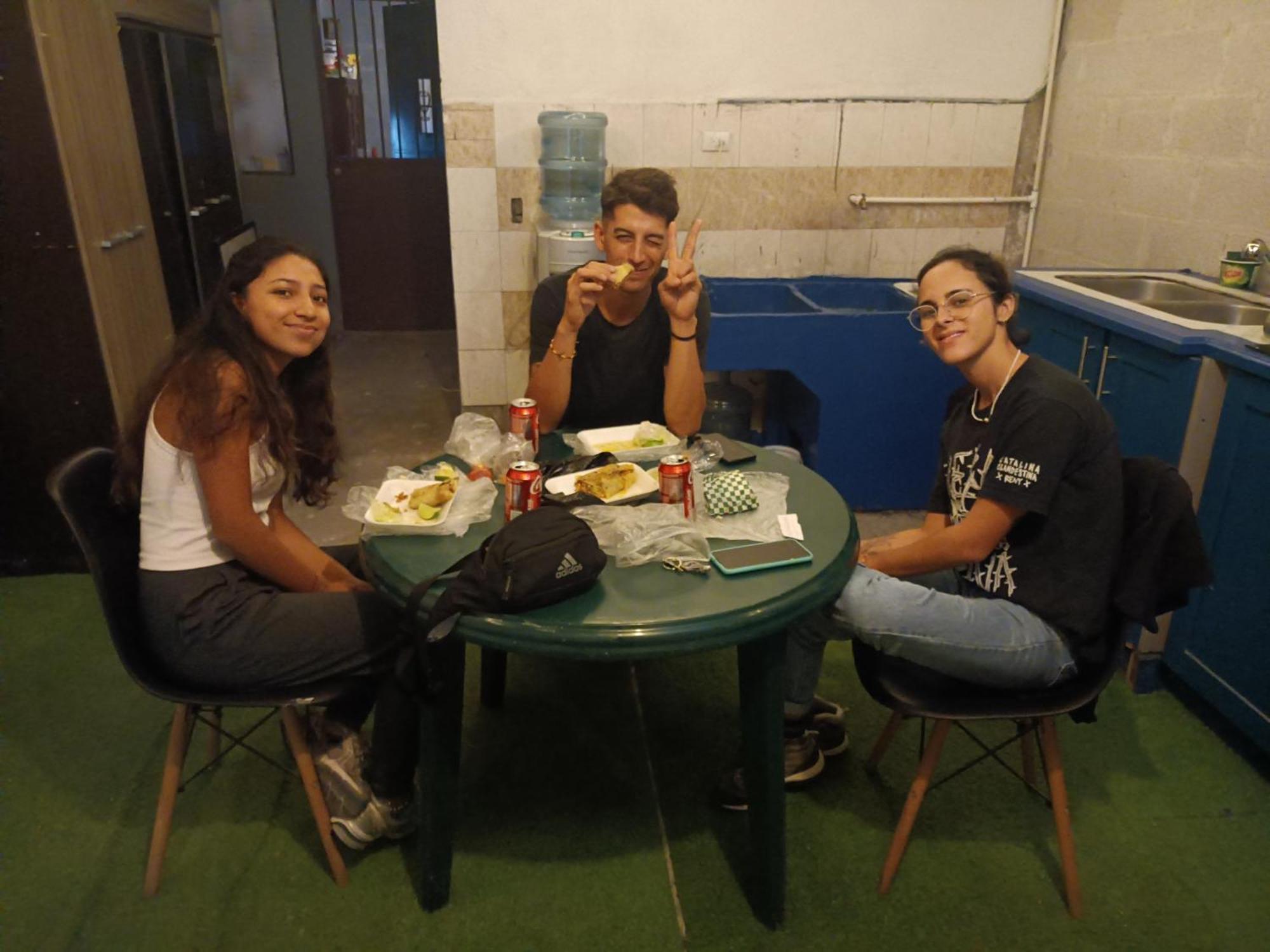 Budget Hostel Guatemala Екстериор снимка